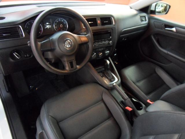 Volkswagen Jetta 2012 photo 4