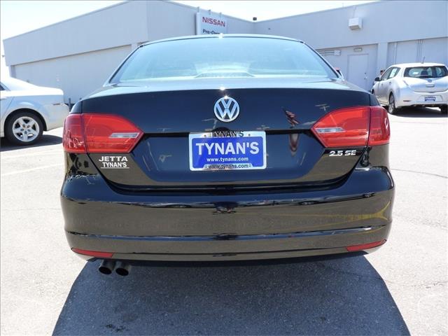 Volkswagen Jetta 2012 photo 2