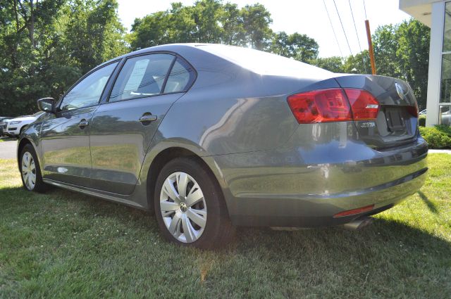 Volkswagen Jetta 2012 photo 4