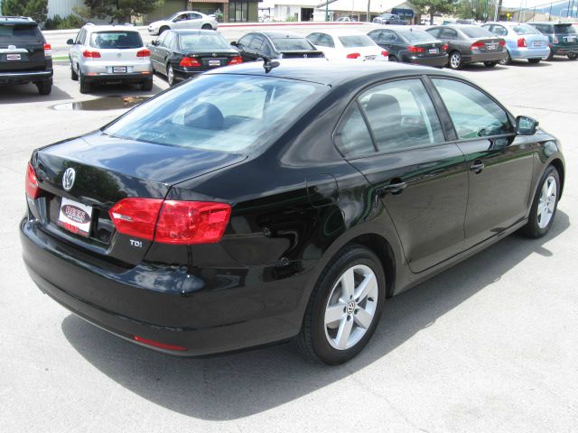 Volkswagen Jetta 2012 photo 2