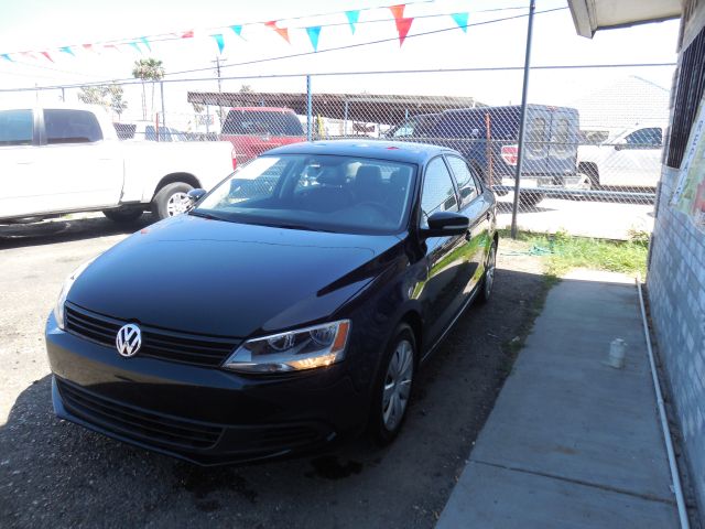 Volkswagen Jetta 2012 photo 3