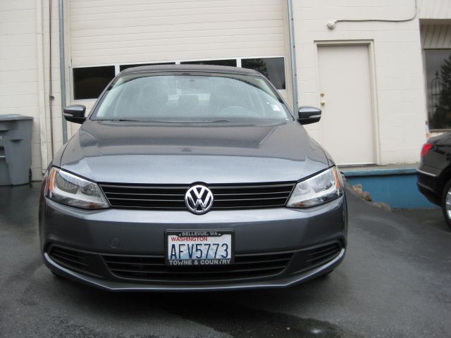 Volkswagen Jetta 2012 photo 3