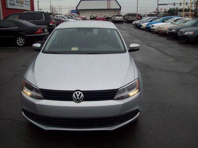 Volkswagen Jetta 2012 photo 1