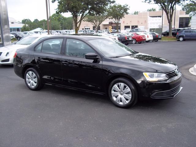 Volkswagen Jetta 2012 photo 2