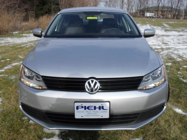 Volkswagen Jetta 2012 photo 3