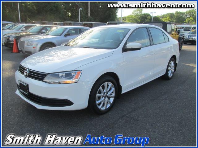 Volkswagen Jetta 2012 photo 1