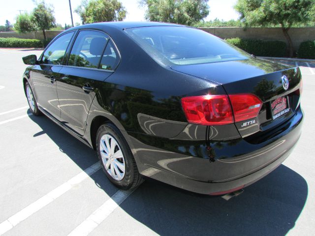 Volkswagen Jetta XR Sedan