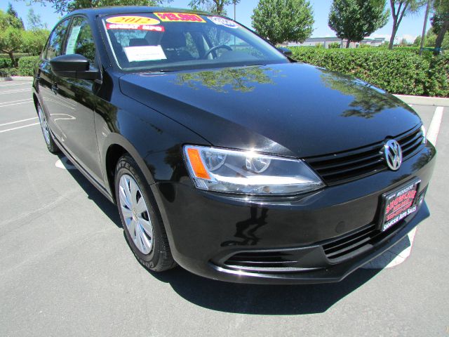 Volkswagen Jetta 2012 photo 1