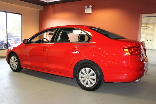 Volkswagen Jetta 2012 photo 1