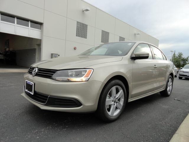 Volkswagen Jetta 2013 photo 8