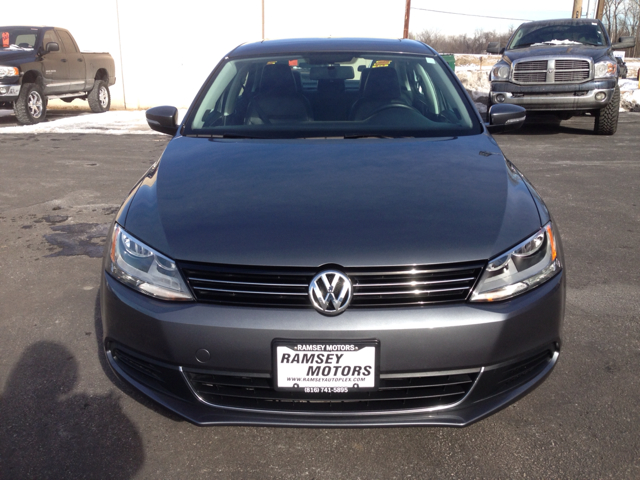 Volkswagen Jetta 2013 photo 3