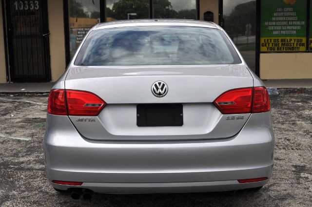 Volkswagen Jetta 2013 photo 4