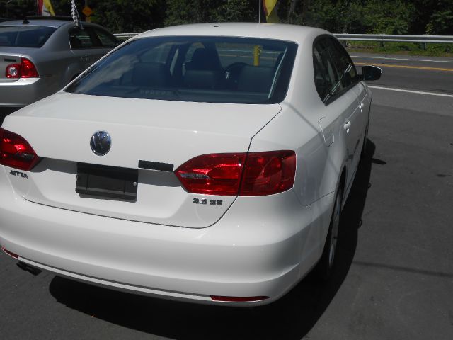 Volkswagen Jetta 2013 photo 1