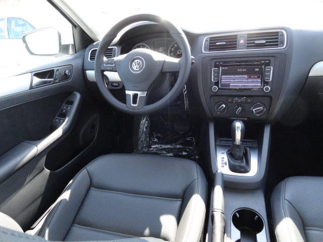 Volkswagen Jetta 2013 photo 1