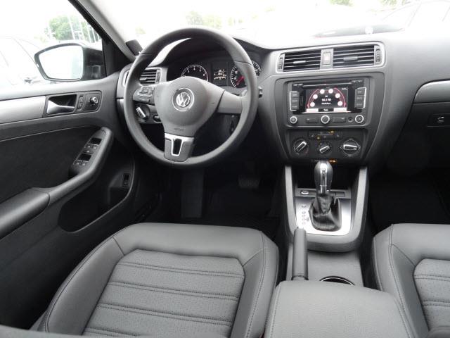 Volkswagen Jetta 2013 photo 6