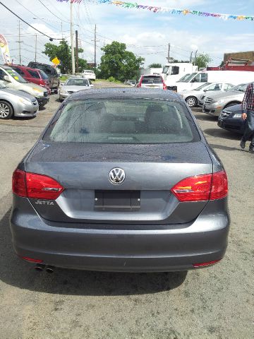 Volkswagen Jetta 2013 photo 1