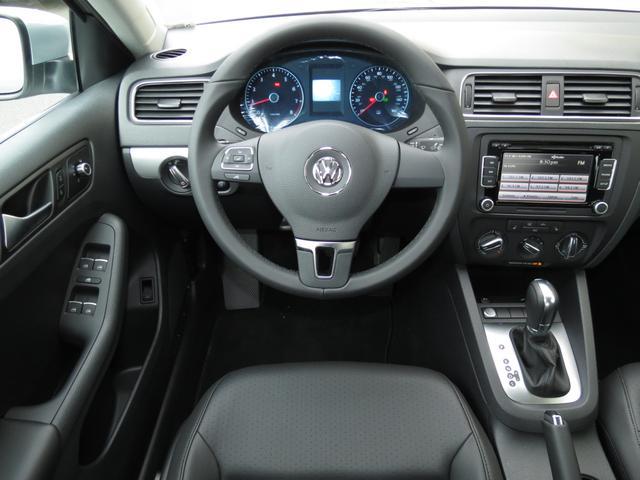 Volkswagen Jetta 2014 photo 2