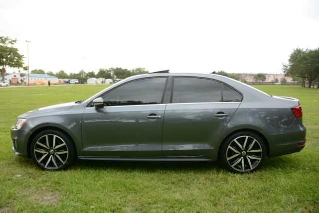 Volkswagen Jetta GLI 2012 photo 38