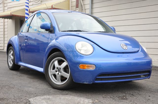 Volkswagen New Beetle 1998 photo 1