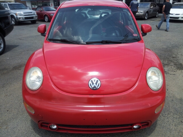 Volkswagen New Beetle 1998 photo 1