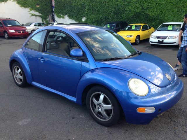 Volkswagen New Beetle 1998 photo 3