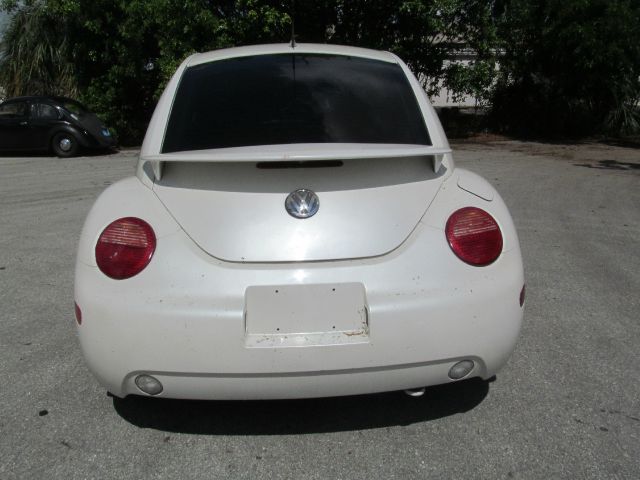 Volkswagen New Beetle 1998 photo 5