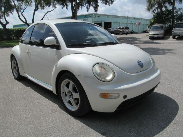 Volkswagen New Beetle 1998 photo 7