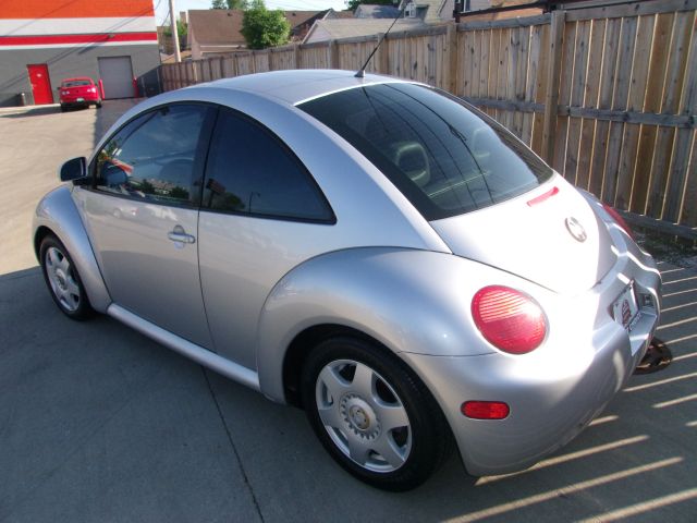 Volkswagen New Beetle 1999 photo 14