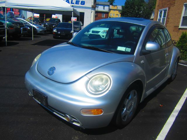 Volkswagen New Beetle 1999 photo 3