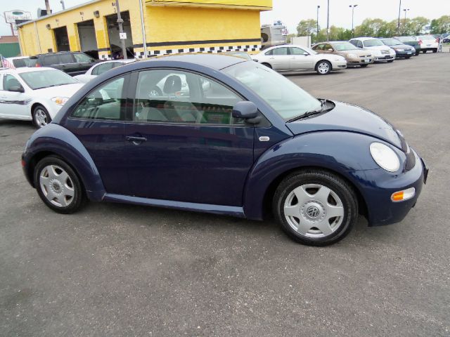 Volkswagen New Beetle 1999 photo 4