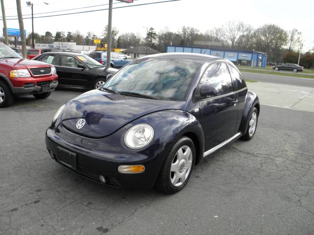 Volkswagen New Beetle 1999 photo 2