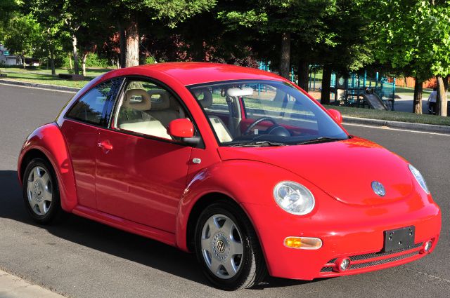 Volkswagen New Beetle 1999 photo 4