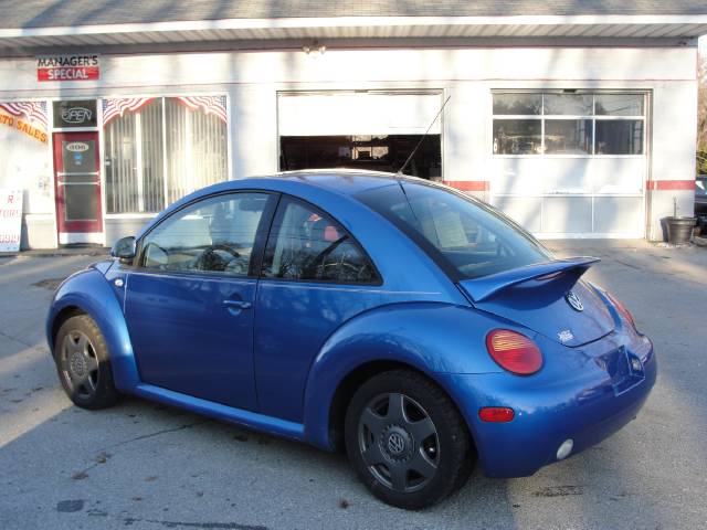 Volkswagen New Beetle 1999 photo 3