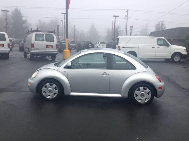 Volkswagen New Beetle 1999 photo 5