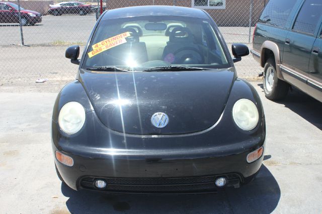 Volkswagen New Beetle 1999 photo 4