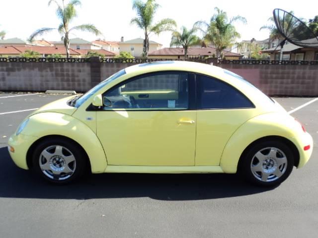 Volkswagen New Beetle 1999 photo 4