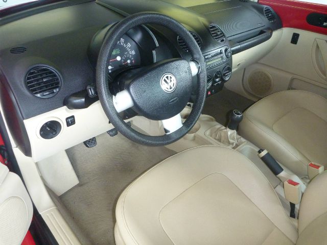 Volkswagen New Beetle 1999 photo 11