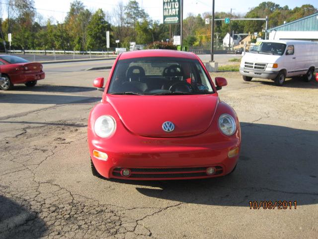 Volkswagen New Beetle 1999 photo 1