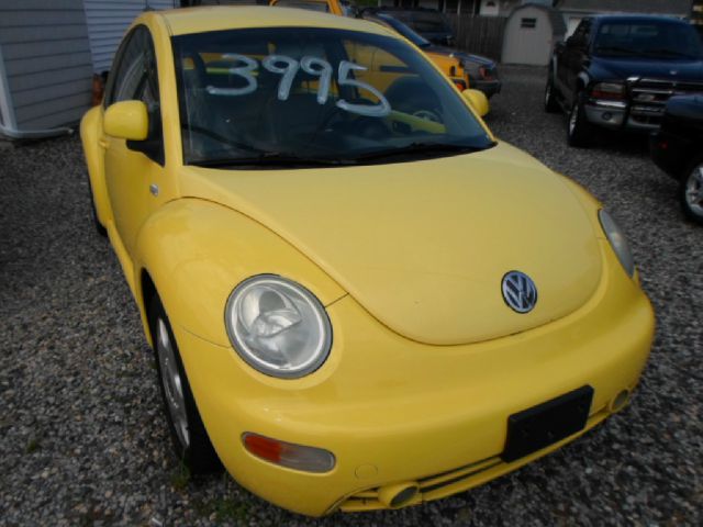 Volkswagen New Beetle 1999 photo 3