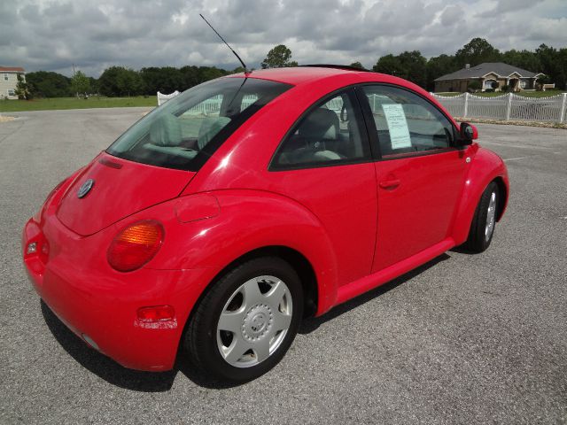 Volkswagen New Beetle 1999 photo 9