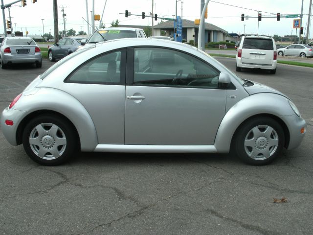 Volkswagen New Beetle 1999 photo 6