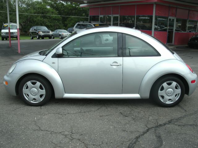 Volkswagen New Beetle 1999 photo 7