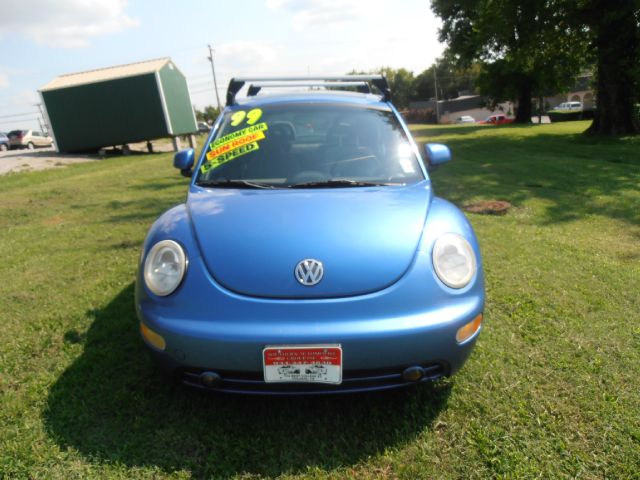 Volkswagen New Beetle 1999 photo 4