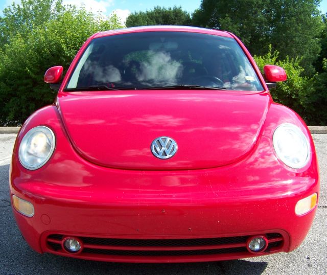 Volkswagen New Beetle 2000 photo 3