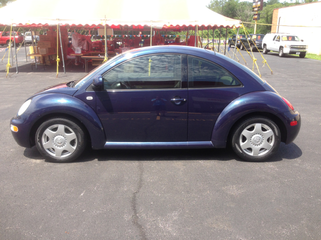 Volkswagen New Beetle 2000 photo 4