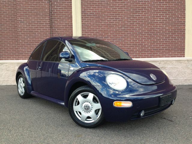 Volkswagen New Beetle 2000 photo 4