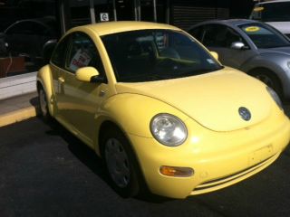 Volkswagen New Beetle 2001 photo 3