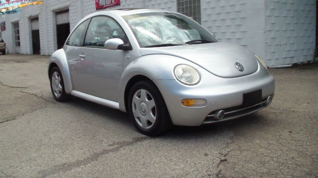 Volkswagen New Beetle 2001 photo 1