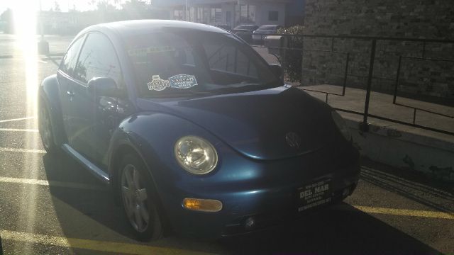 Volkswagen New Beetle 2001 photo 3