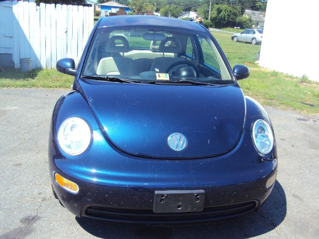 Volkswagen New Beetle 2001 photo 3